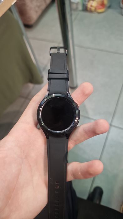 Продам часы samsung galaxy watch 4 classic