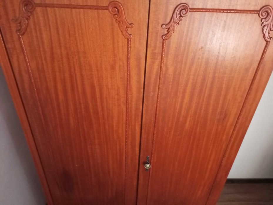 Dulap 2 corpuri incapator