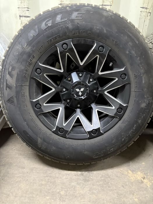 Комплект зимней резины 245/70R16