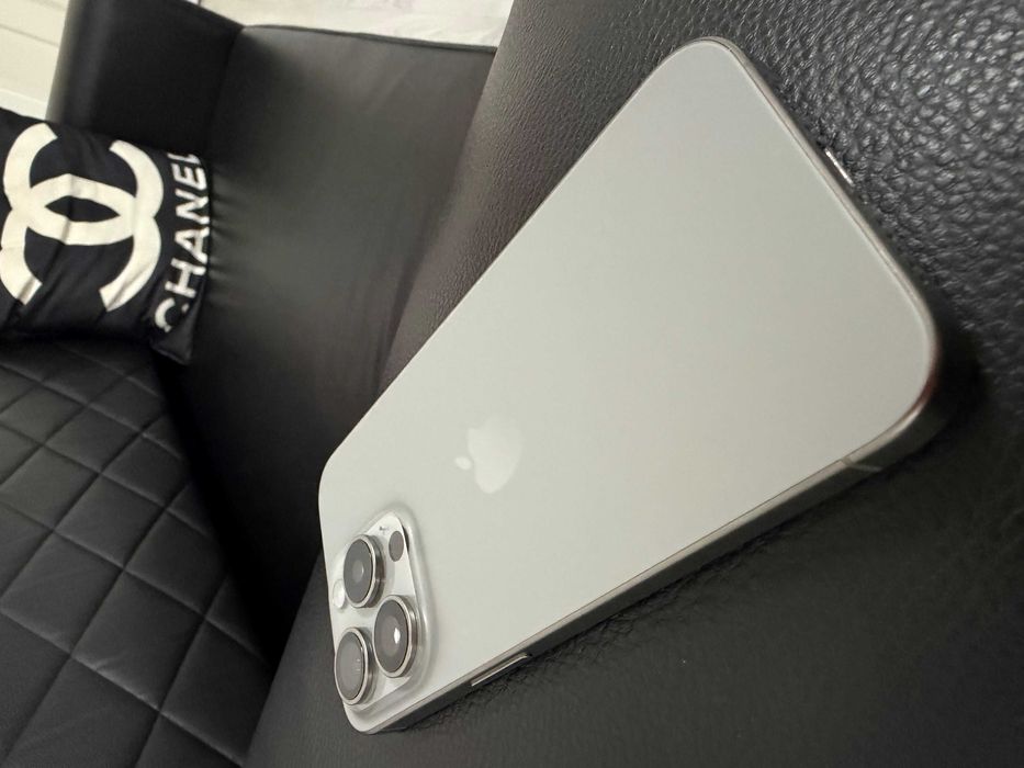 iPhone 15 Pro Natural Titanium, 256GB