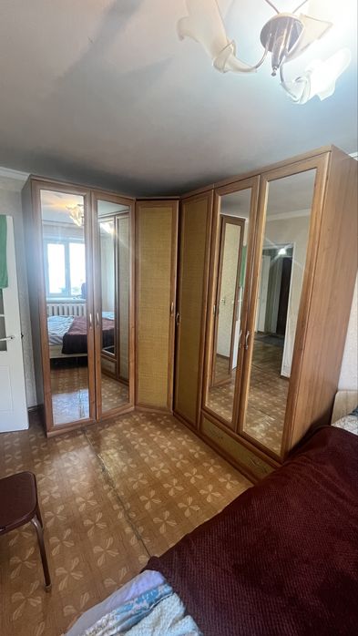 Продам шкаф с кроватью