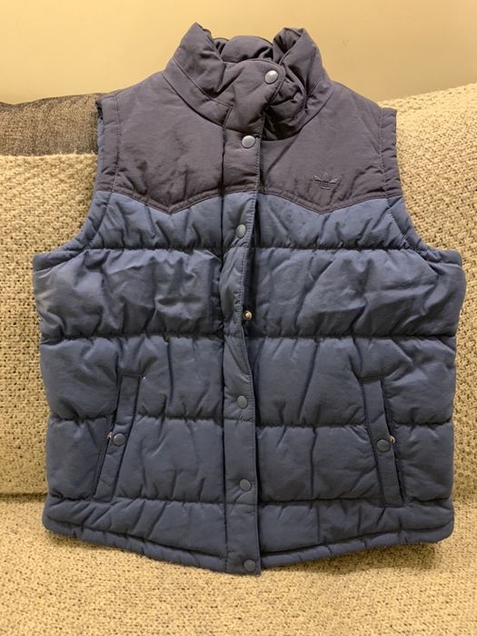 Vesta Adidas cu gluga pentru femei