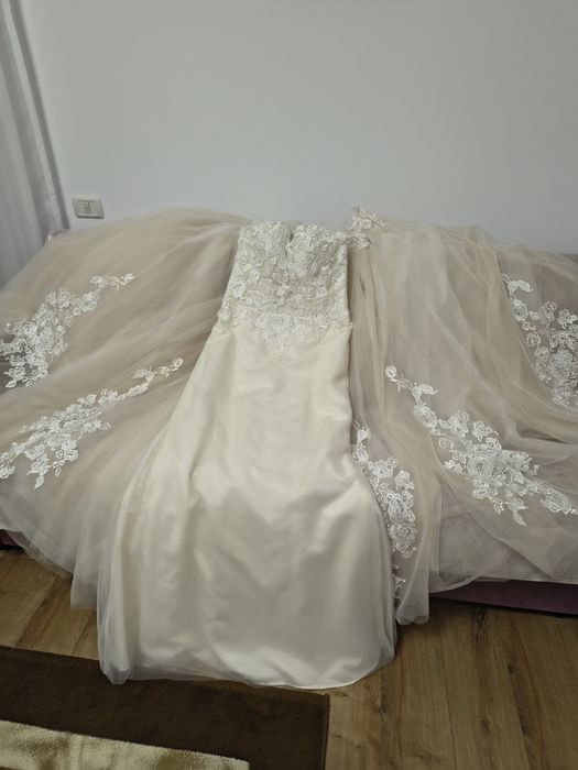 Rochie de mireasa sirena