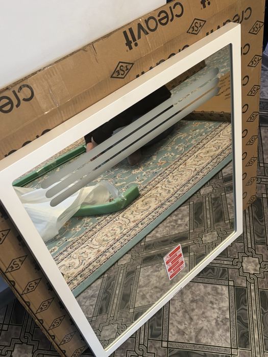 Лед Зеркало Arya LED 65x75