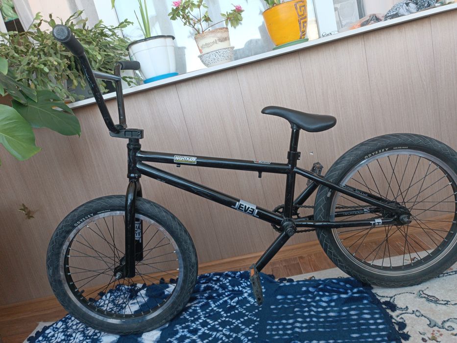 BMX TechTeam "LEVEL"
Велоси