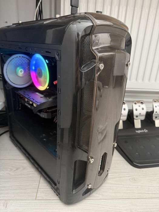 Vand Pc Gaming ,rtx 2060 i7 10700f 16g ram ddr4
