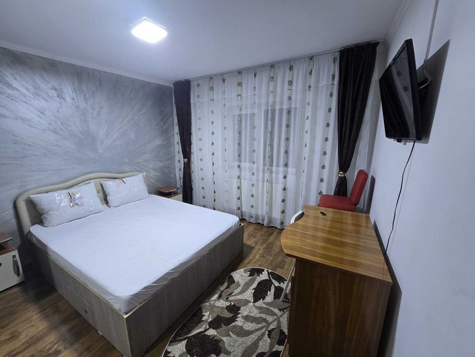 Inchiriez apartament 2 camere,bulevardul 1 Mai,detalii tel:0761720086