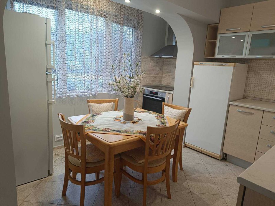 Продава се Двустаен апартамент в Варна, Център - 61 кв.м за 1421 €/кв.м - Снимка #2