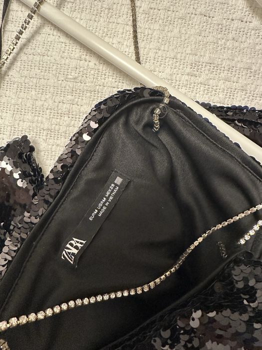 Нова рокля Zara.