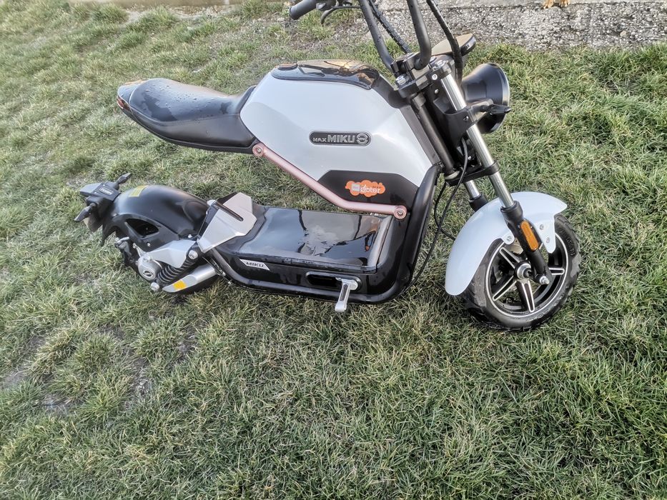 Scuter electric Ztech  MIKU Max 600