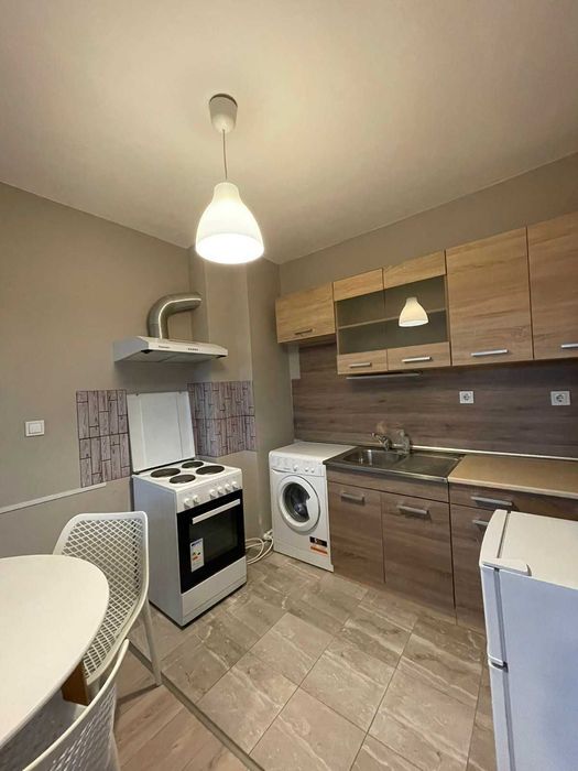 Продава се Двустаен апартамент в София, Манастирски ливади - 70 кв.м за 980 €/кв.м - Снимка #2