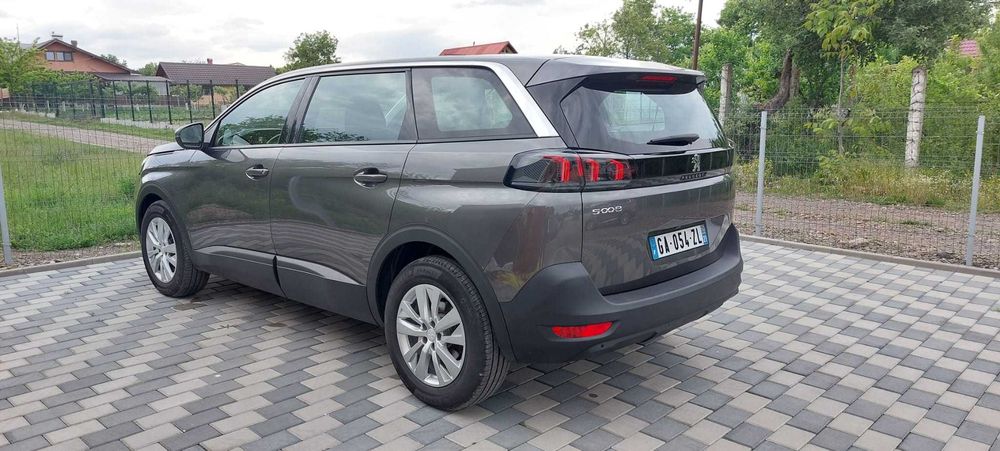 Peugeot 5008 BlueHDi 130 EAT8 Active Pack 7 LOCURI