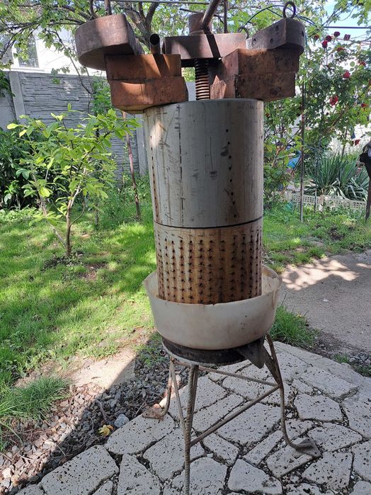 Teasc presă de struguri
