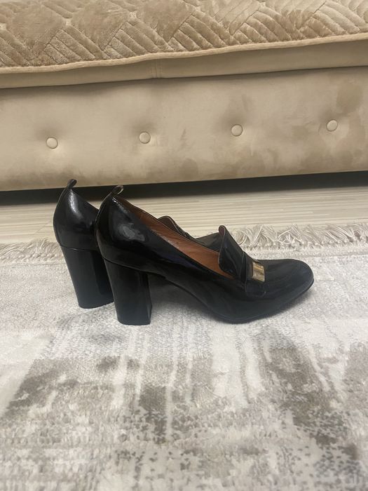 Продам туфли из натуральной кожи