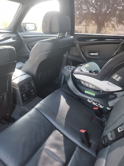 Продавам БМВ 550и Е60