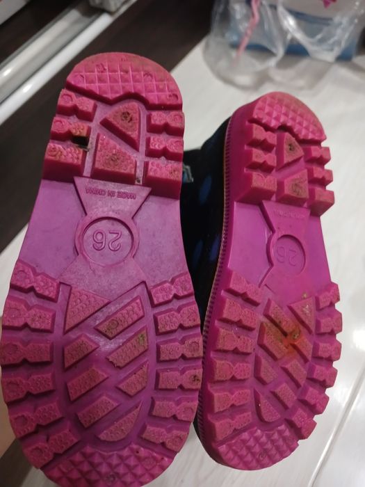 Обувь      размер 25-26