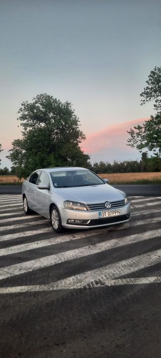 VOLKSWAGEN Passat 0 — imagine 2