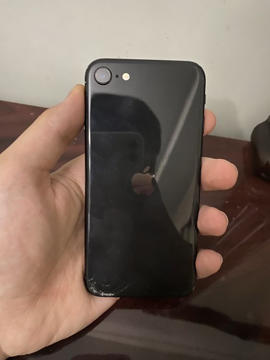 Срочно продаёться Iphone se
