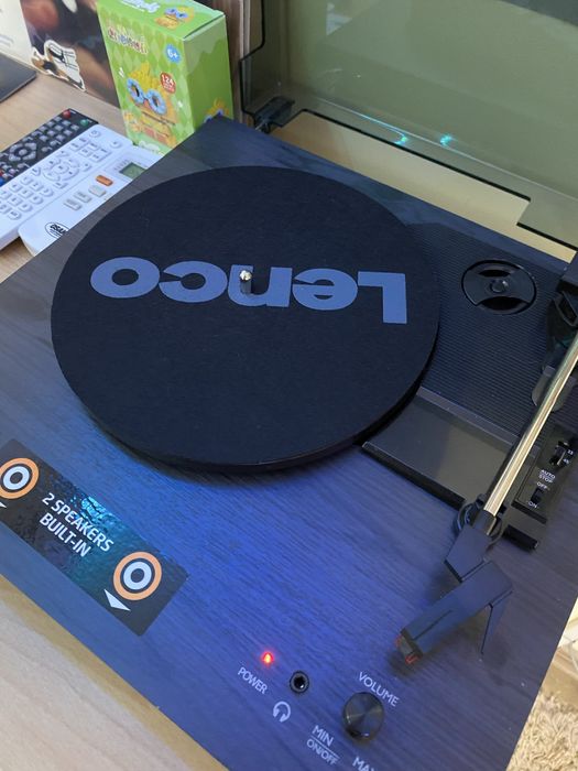 Грамофон Lenco - LS-10BK, ръчен, черен с гаранция