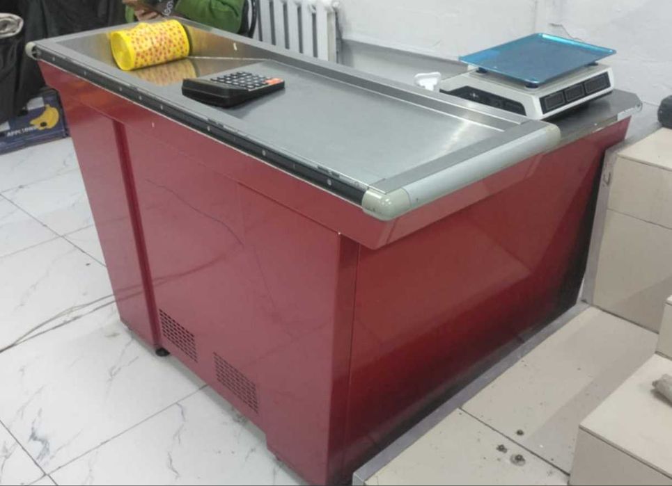 Кассовый бокс (кассовый прилавок)