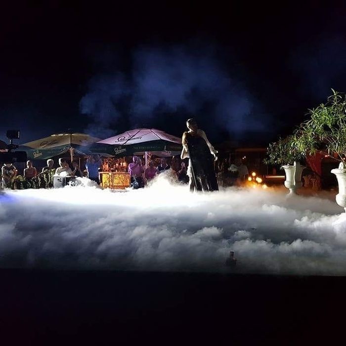 Fum greu cu Gheata Carbonica și  artificii de scena