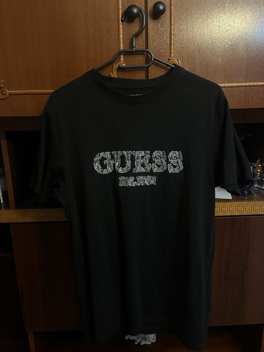 Tricou Guess