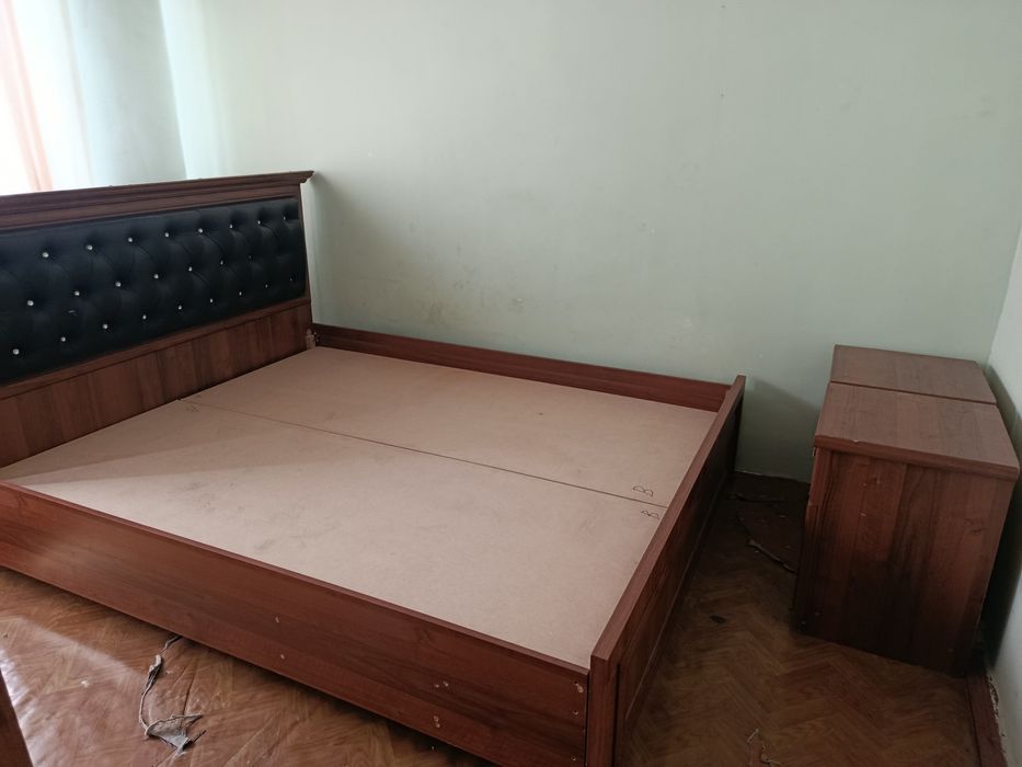 Спалний гарнитур