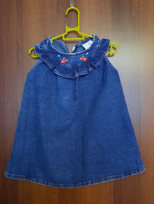 Продам платье/сарафаны на девочку