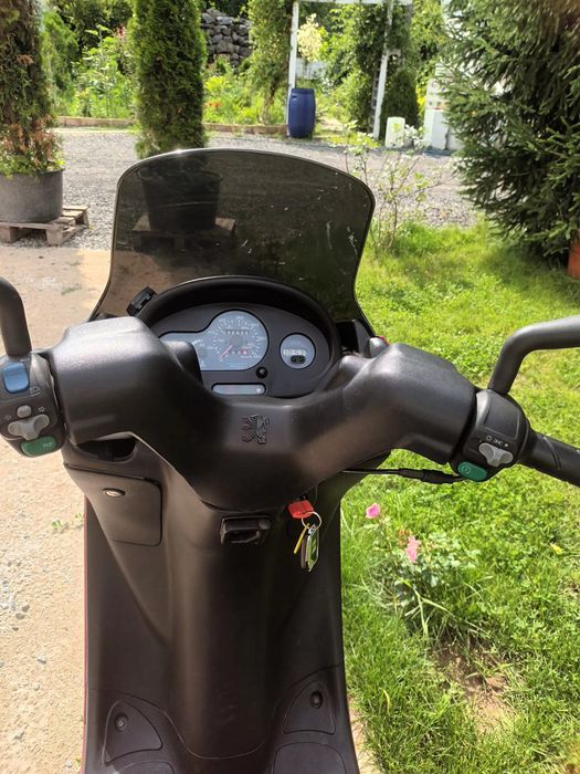 Vând Scuter Peugeot 125 cm an fabricație 2001