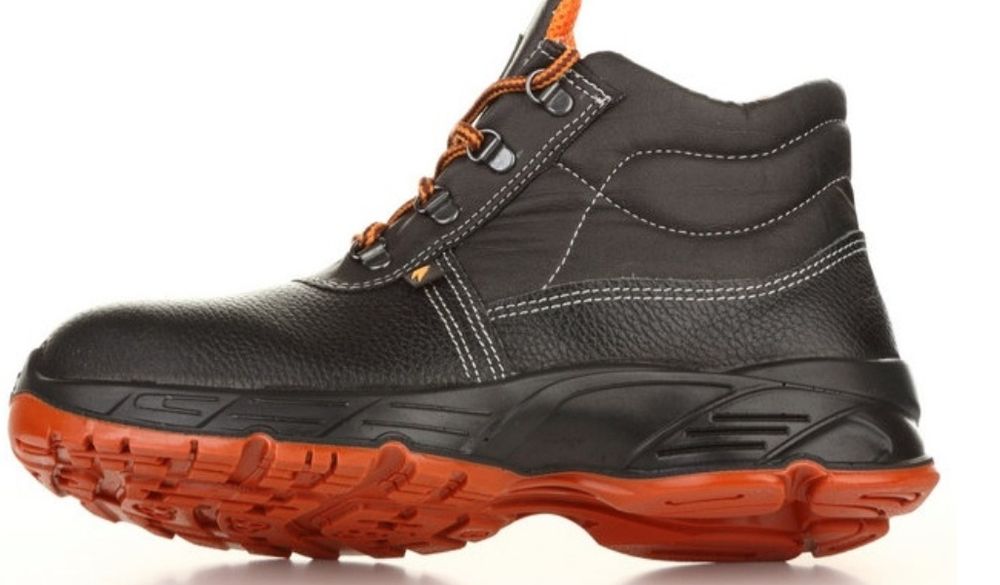 Спецобувь зимняя и летняя