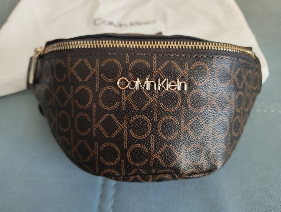Оригинална чанта Calvin Klein