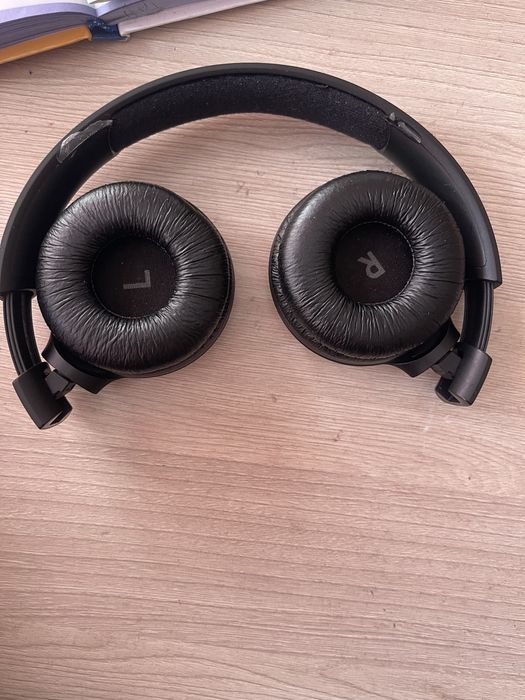 Продам JBL TUNE 510BT