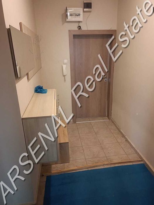 Дава се под наем Тристаен апартамент в София, Център - 130 кв.м за 750 € - Снимка #1