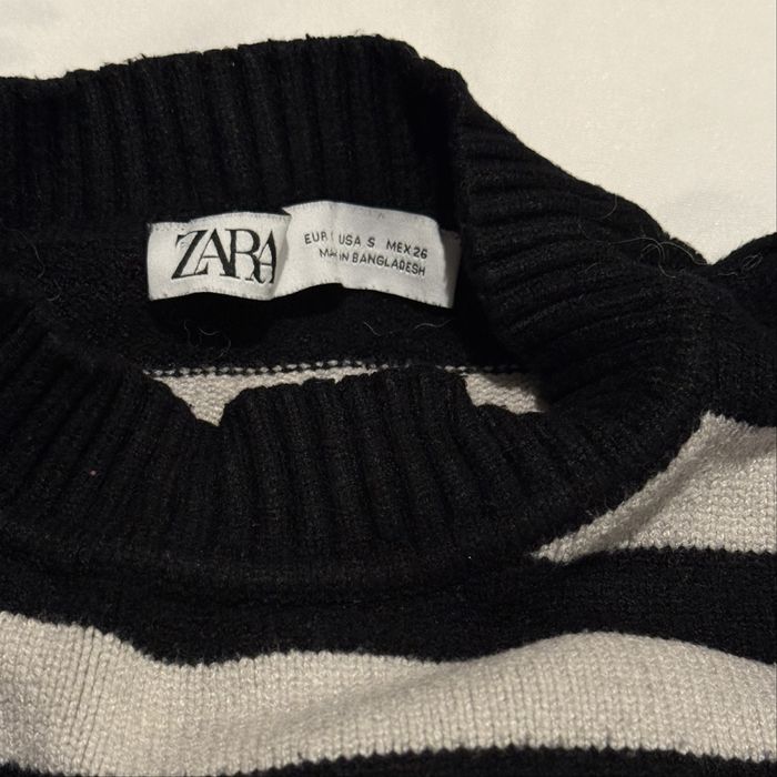 Дамски горнища - ZARA, NIKE PRO - размери от XS до M