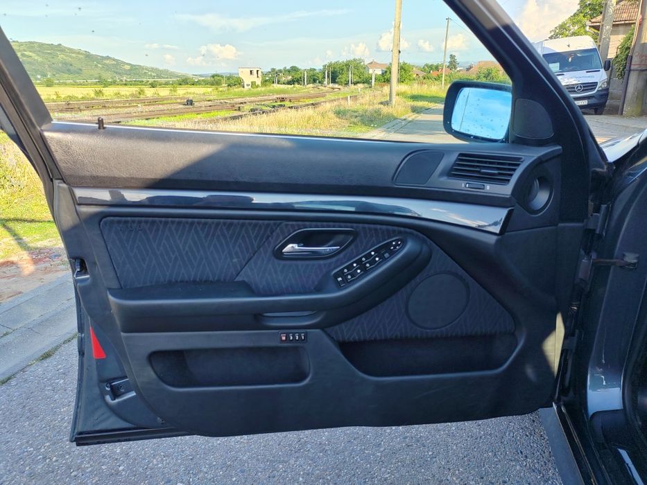 BMW 5 Series 2000 — imagine 5