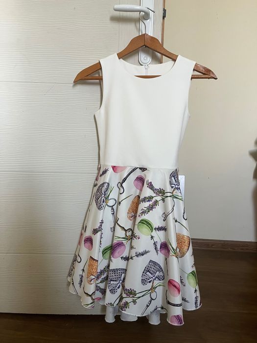 Детска рокля 7-8 год