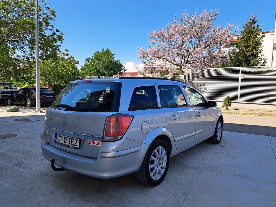 Vand opel astra h An 2007 stare suberba de funtionare