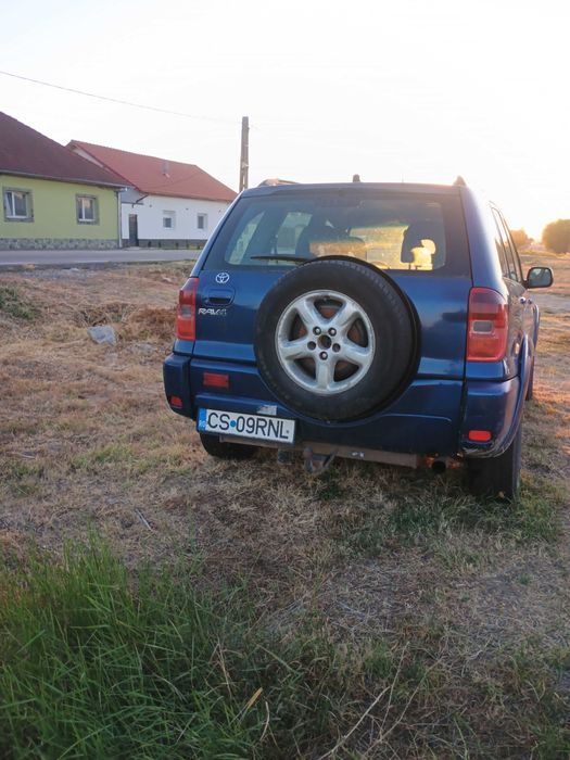 Toyota RAV4.Se vinde întreaga!