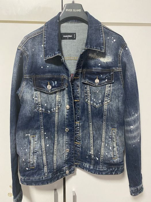 Vand jacheta dsquared2 din blugi ! Nepurtata