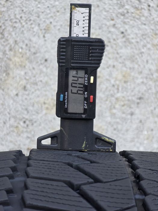 Vând două anvelope de iarna continental 265 40 21 dot 4522