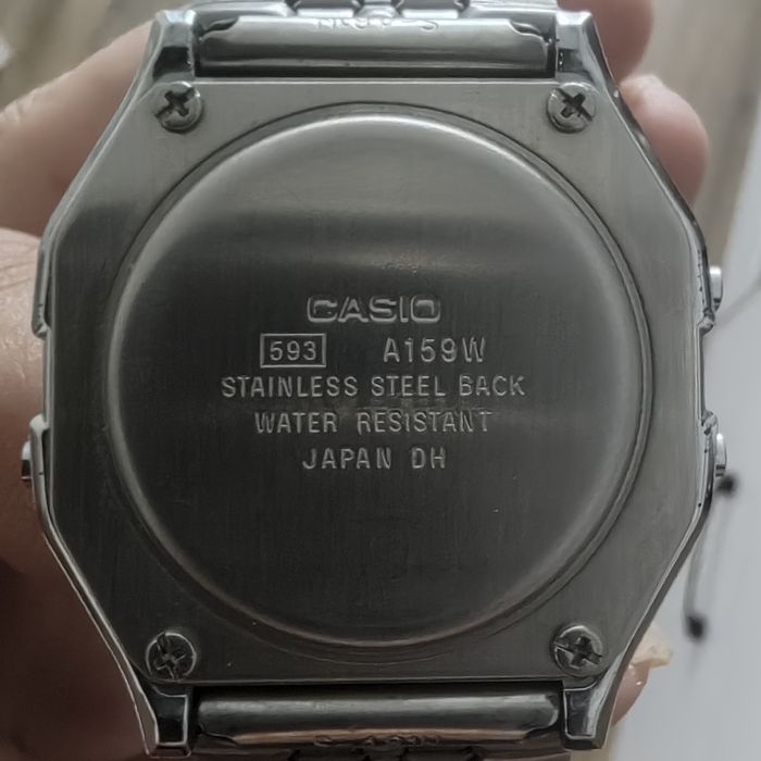 Продам часы Casio A159W