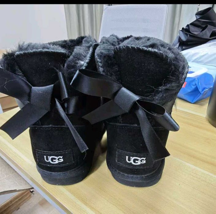 Cizme UGG de dama numarul 37
