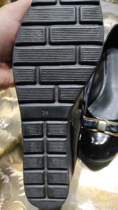 Туфли чëрные женские