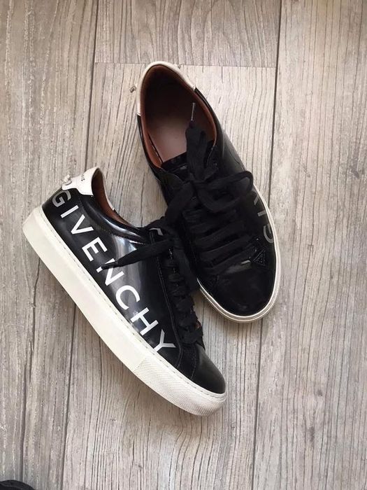YSL, Zanotti, Givenchy, Jimmy Choo, MIchael Kors, Patrizia Pepe