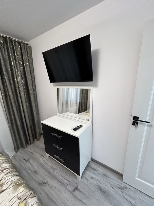 Vand Apartament 2 Camere Decomand