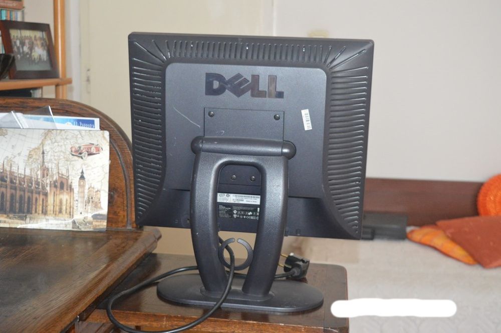 Led Монитор DELL