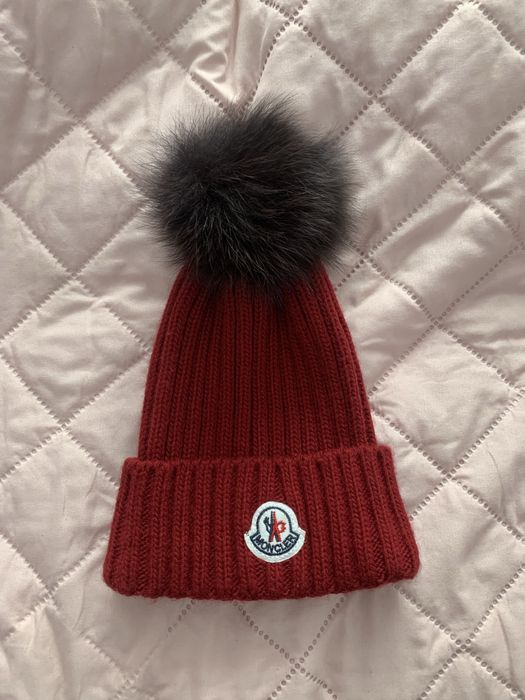 Caciula stil Moncler