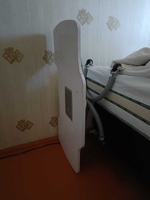 Стол для маникюра. Раскладной.