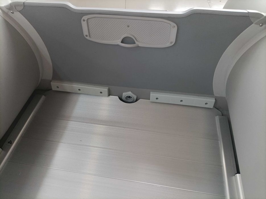 Barca Gonflabila 270cm Visoli cu podina din aluminiu si chila V