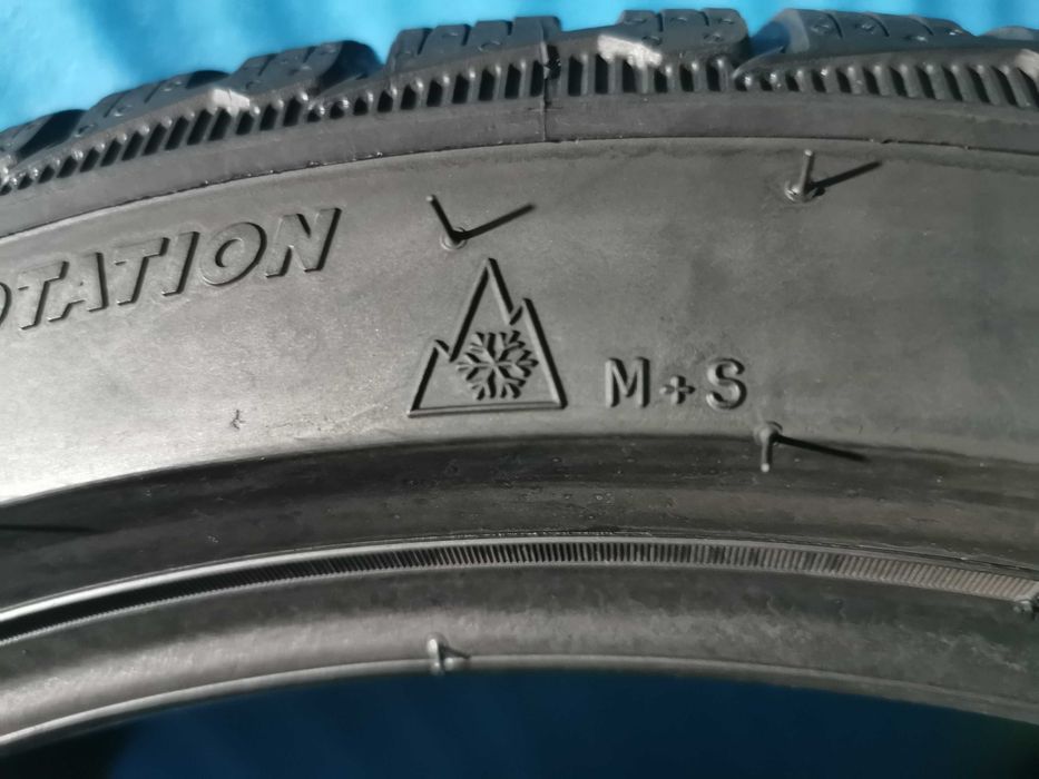 275/45 R21 - 315/40 R21 - michelin m+s 4 bucati